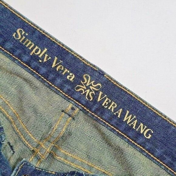 Vera Wang Simply Vera Women's Straight Leg Jeans Size 2 Medium Wash Blue Denim - Picture 3 of 7
